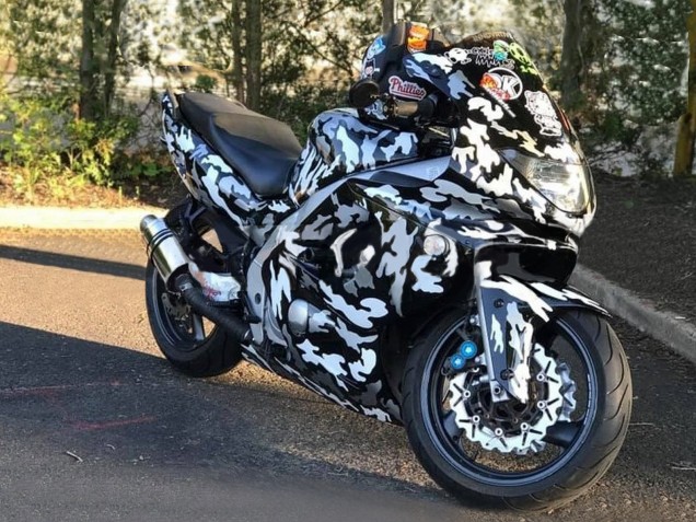 Comprar Carenados Moto Yamaha YZF600R Thundercat 1996-2007 - Negro Blanco Gris Camouflage