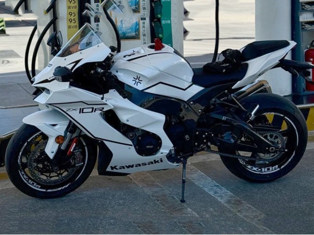 Comprar Carenados Moto Kawasaki ZX10R 2021-2026 - Blanco Negro