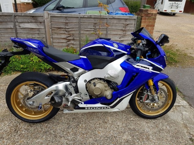 Comprar Carenados Moto Honda CBR1000RR 2017-2023 - Blanco Azul