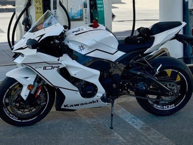 Comprar Carenados Moto Kawasaki ZX10R 2021-2025 - Blanco Negro Raya